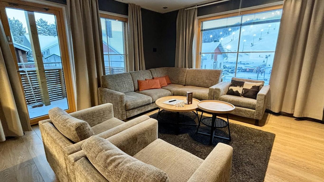 Levi Suites Levi Gold