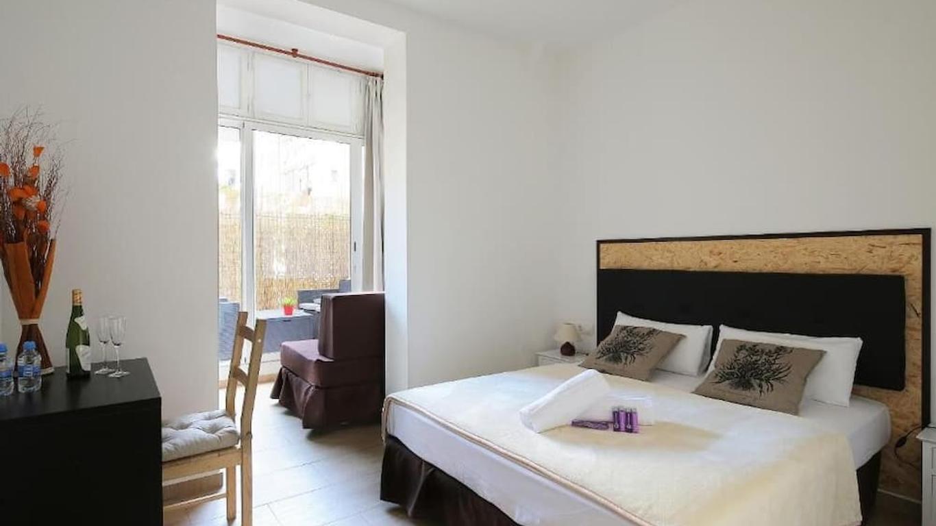 Hostal Balkonis