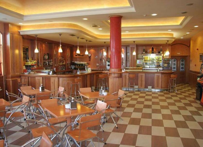 Bar Photo