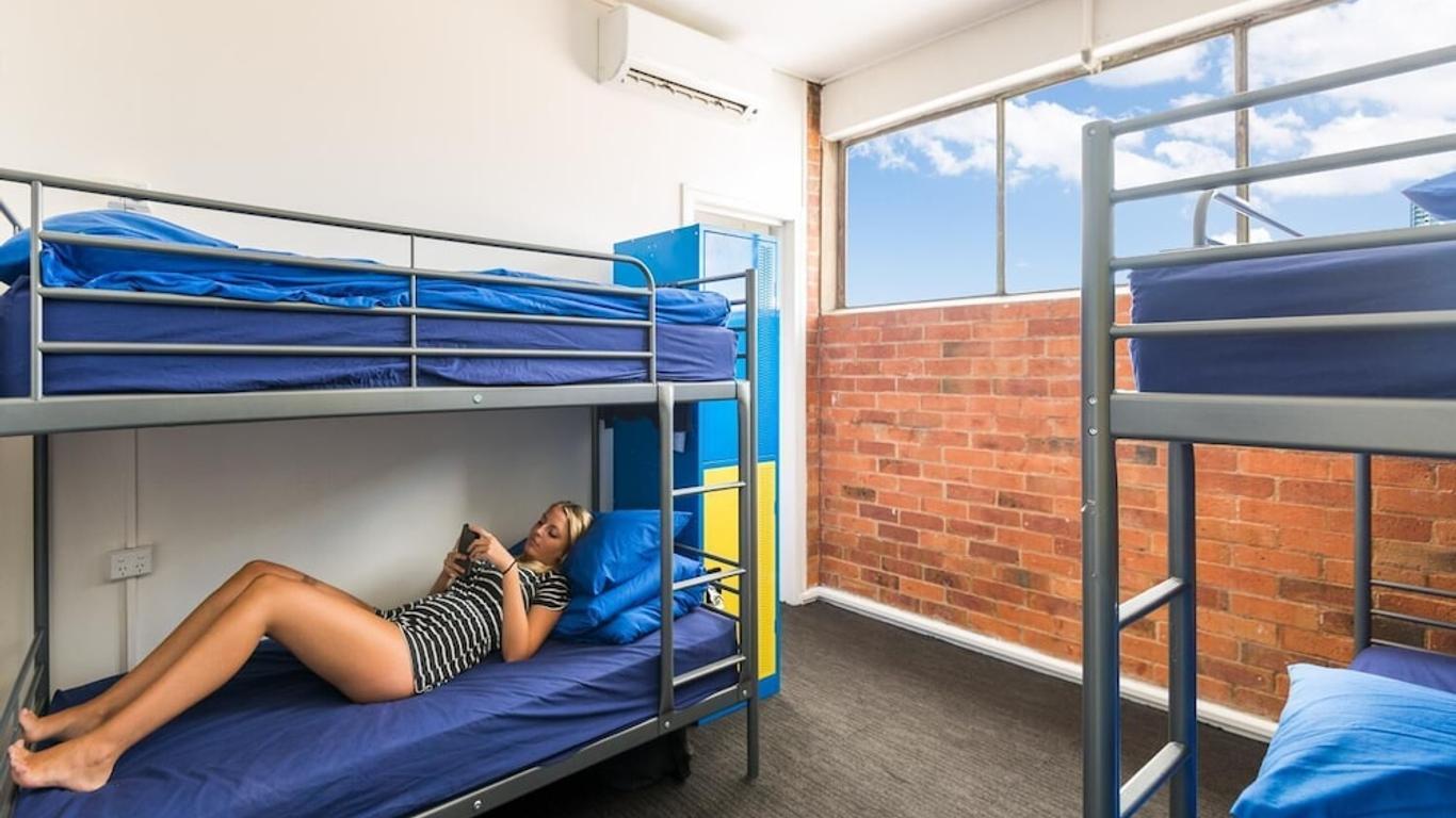Summer House Backpackers Brisbane