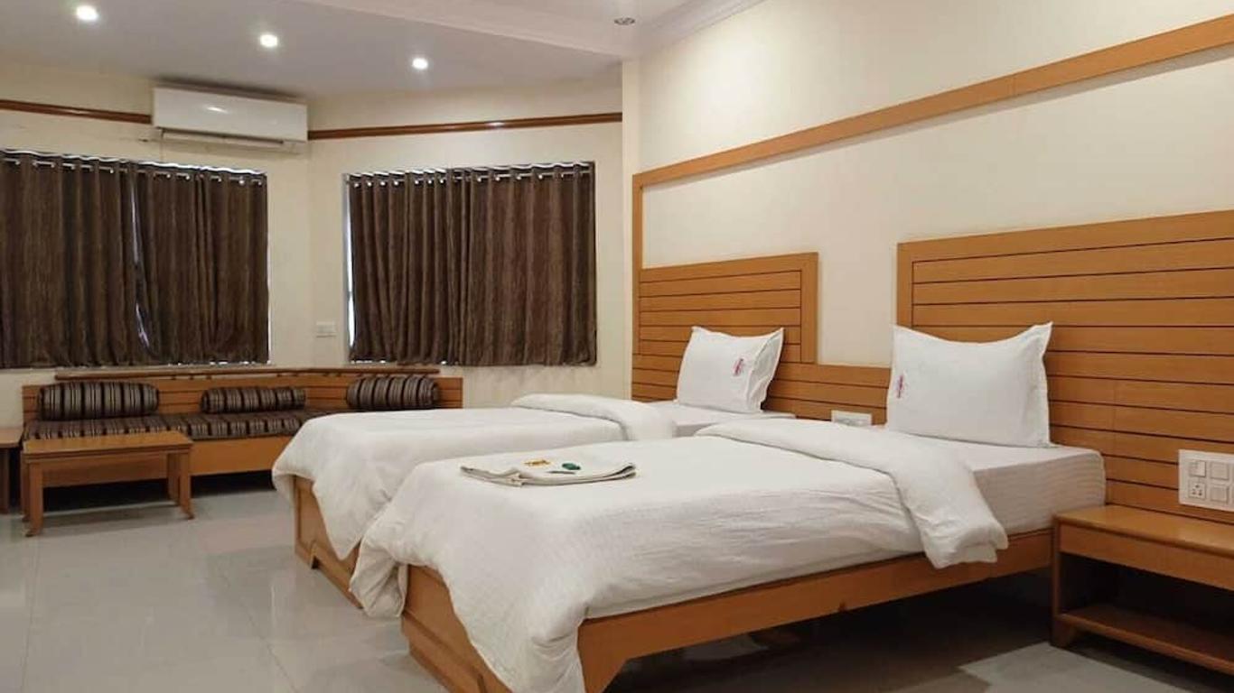Hotel Galaxy Surat