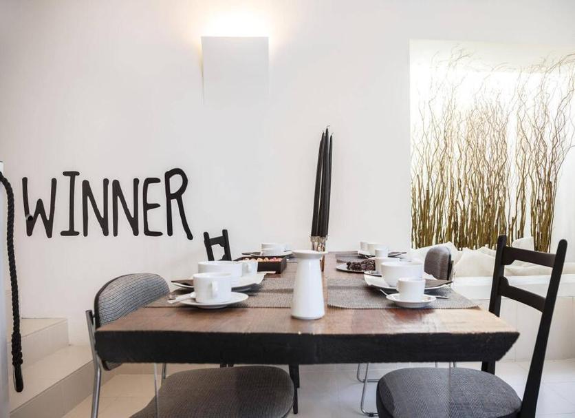 Dining room Photo