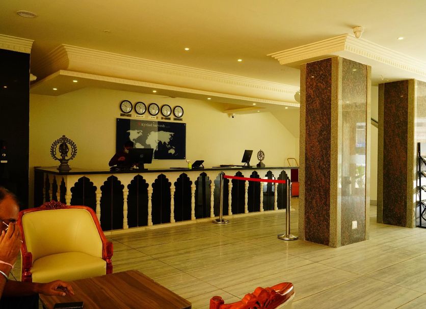 Front desk Photo