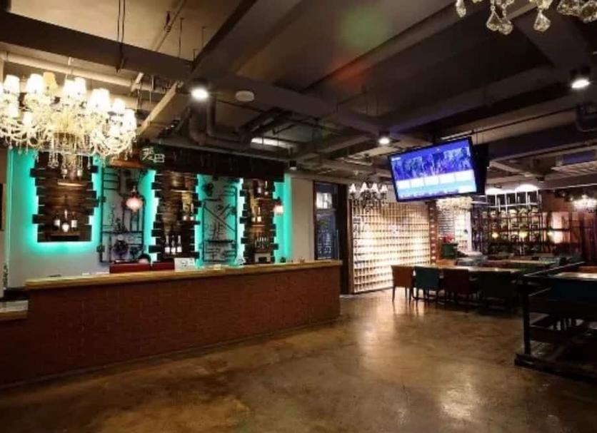 Bar Photo