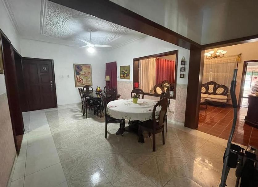 Dining room Photo