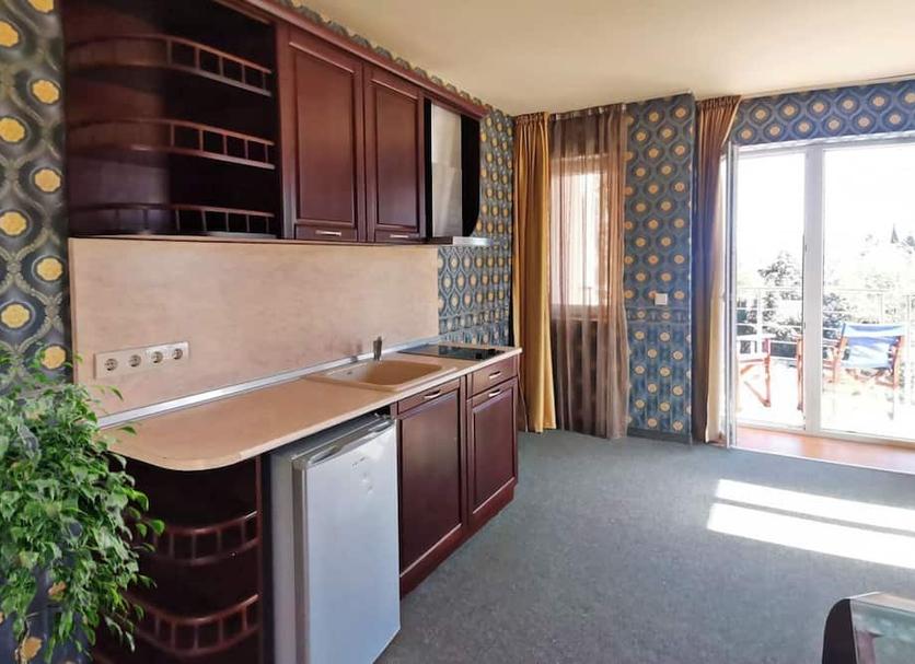 Kitchen Photo