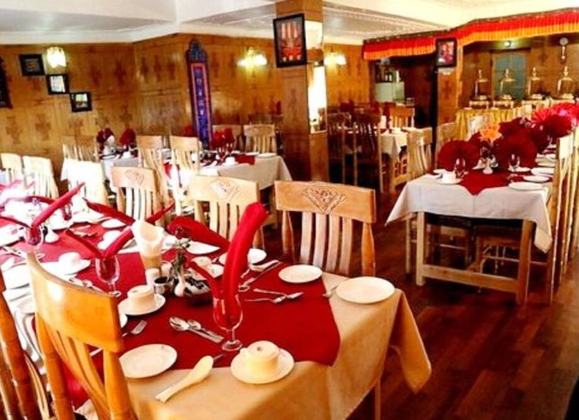 Restaurant Photo