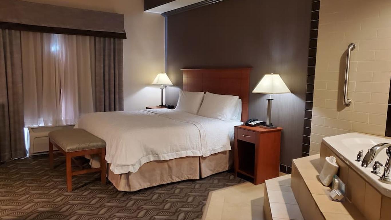 Hampton Inn & Suites Craig