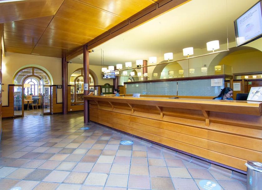 Front desk Photo