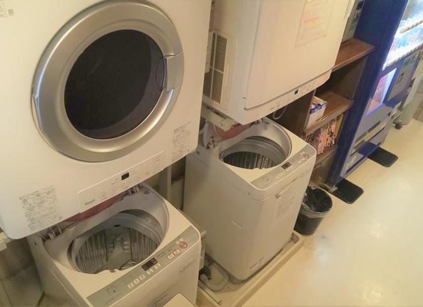 Laundry facility Photo