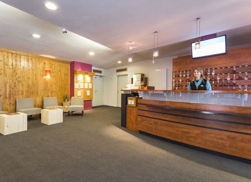 Front desk Photo