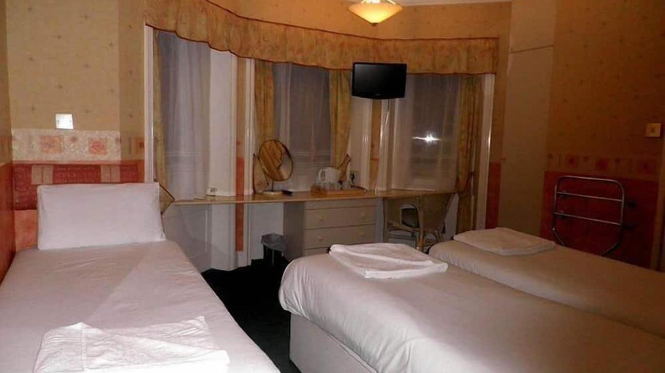 Serenity Hotel