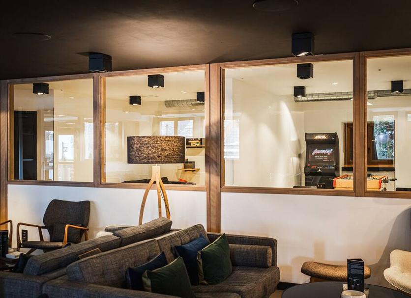 Lobby Photo