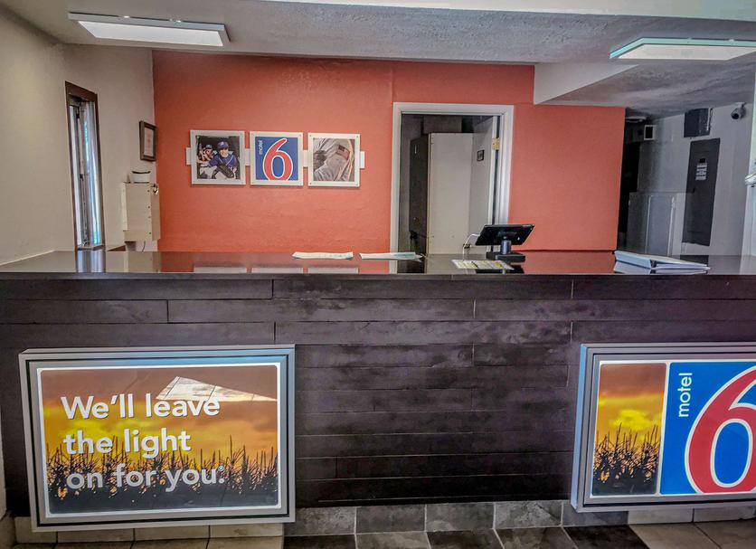 Front desk Photo
