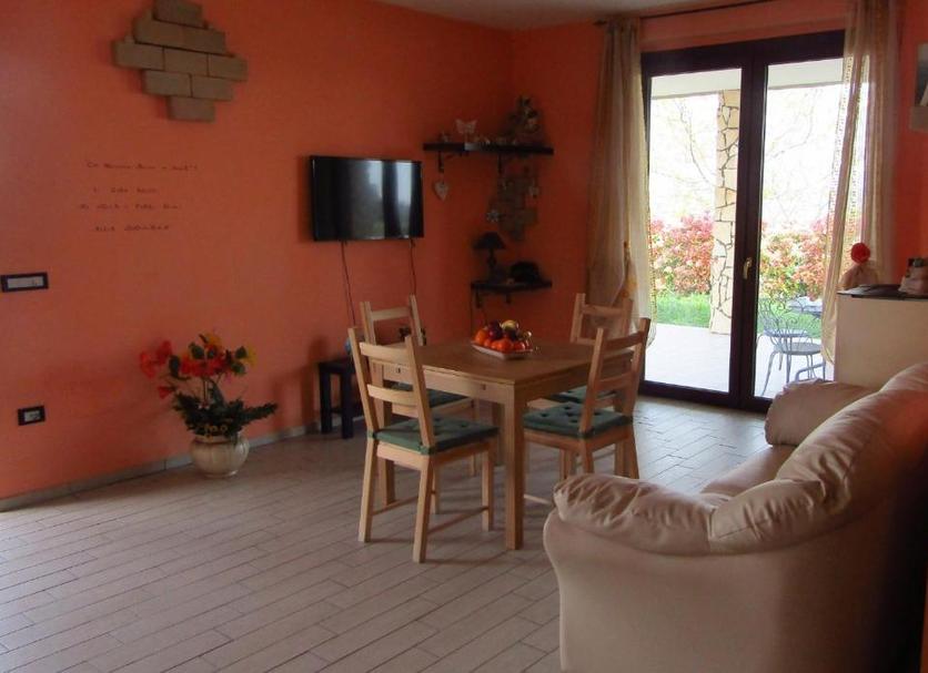 Dining room Photo