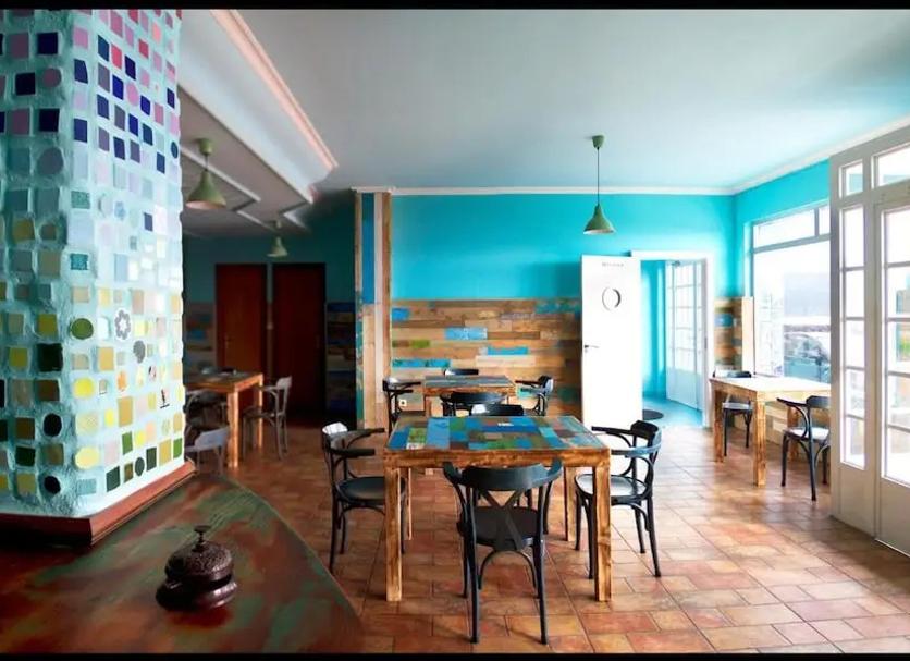 Dining room Photo