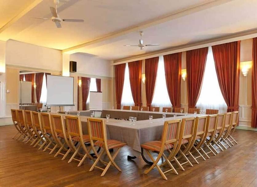 Conference room Photo