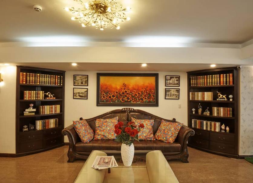 Lounge Photo