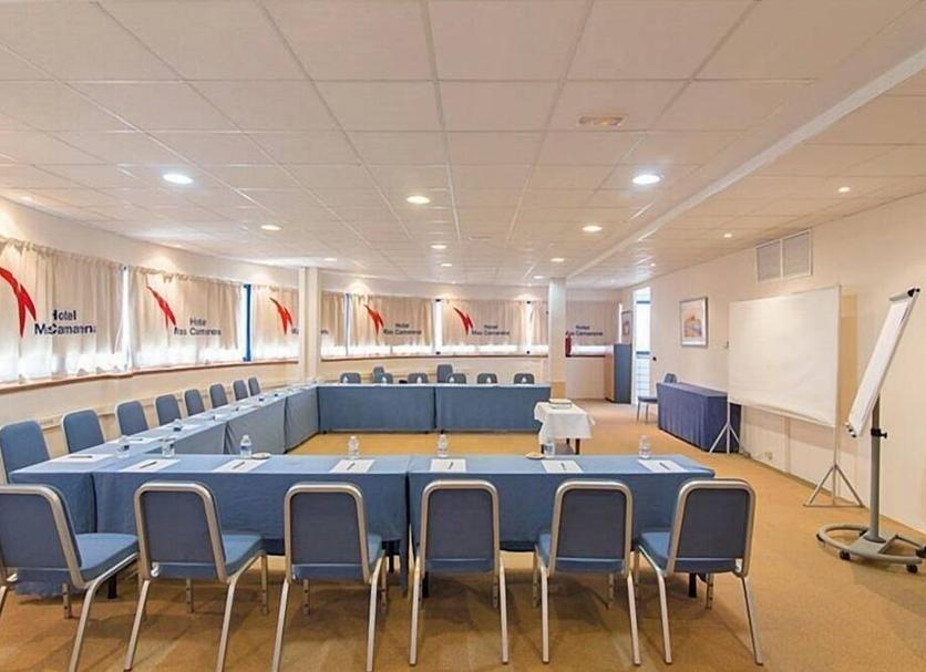 Conference room Photo