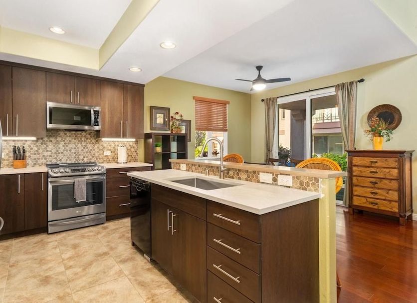 Kitchen Photo