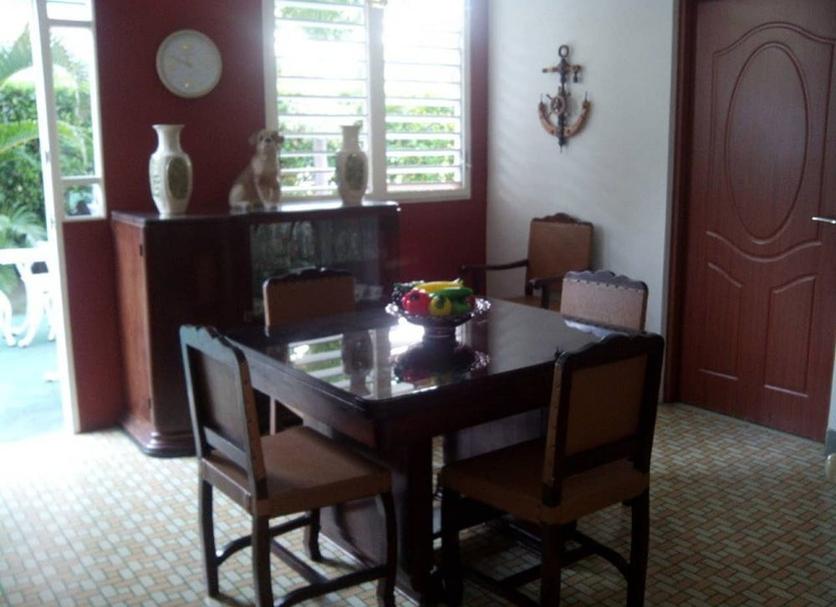 Dining room Photo