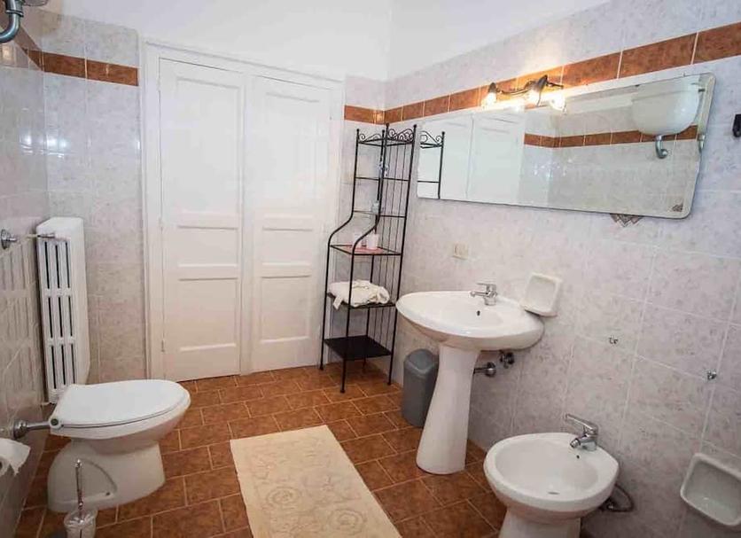 Bathroom Photo