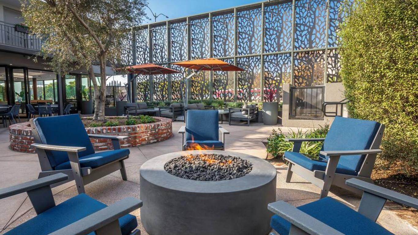 Olivia Hotel