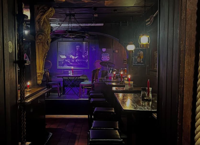 Bar Photo