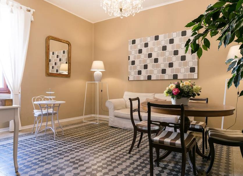 Dining room Photo