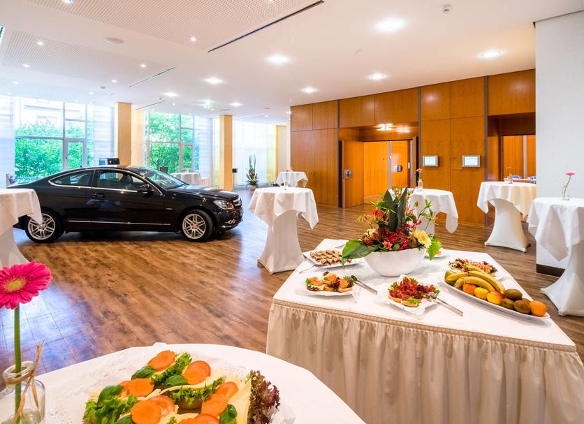 Buffet Photo