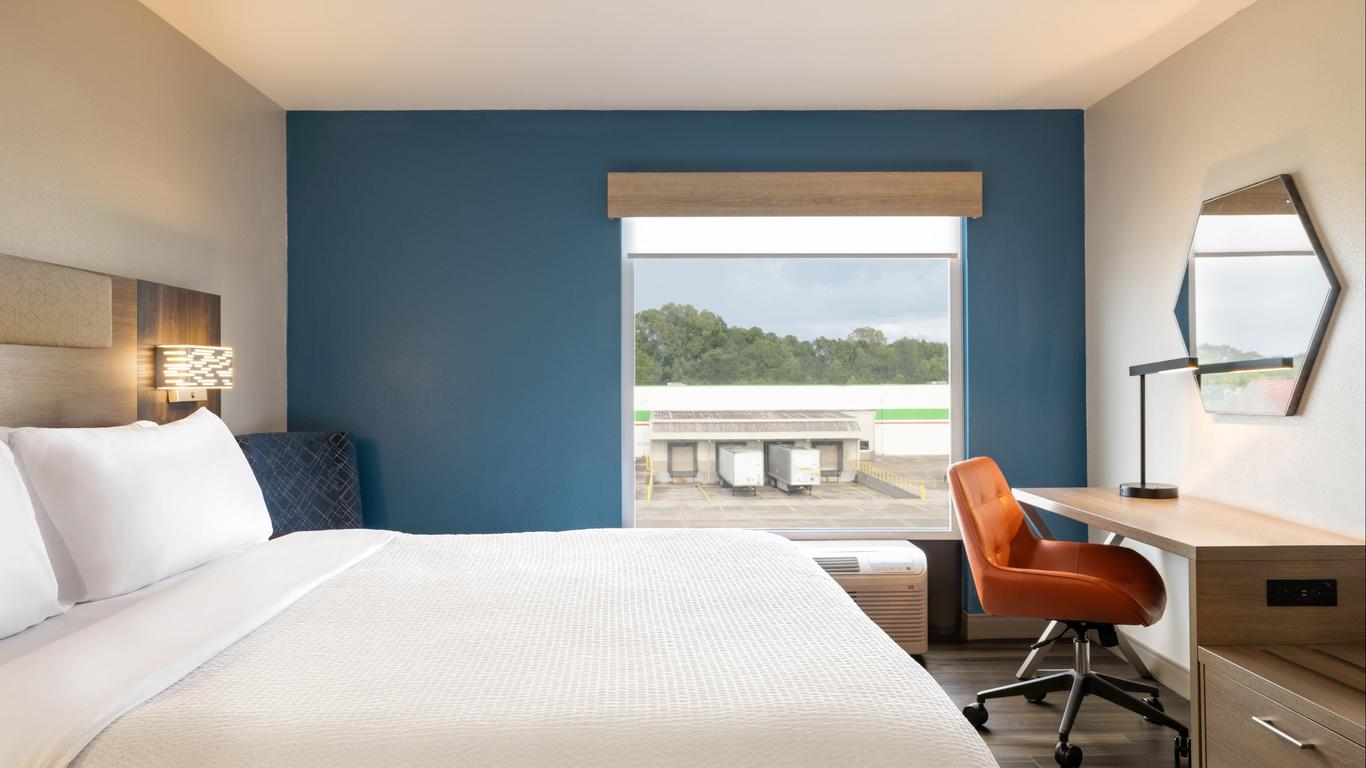 Holiday Inn Express & Suites Opelousas