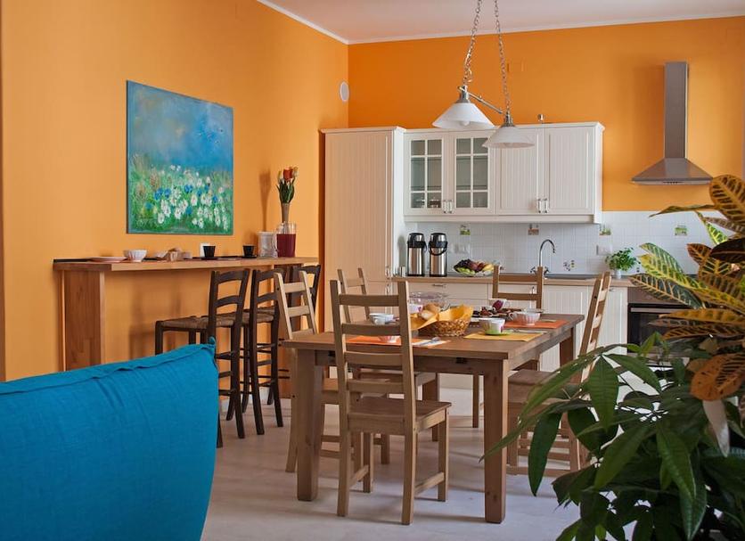 Dining room Photo