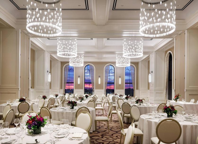 Banquet hall Photo