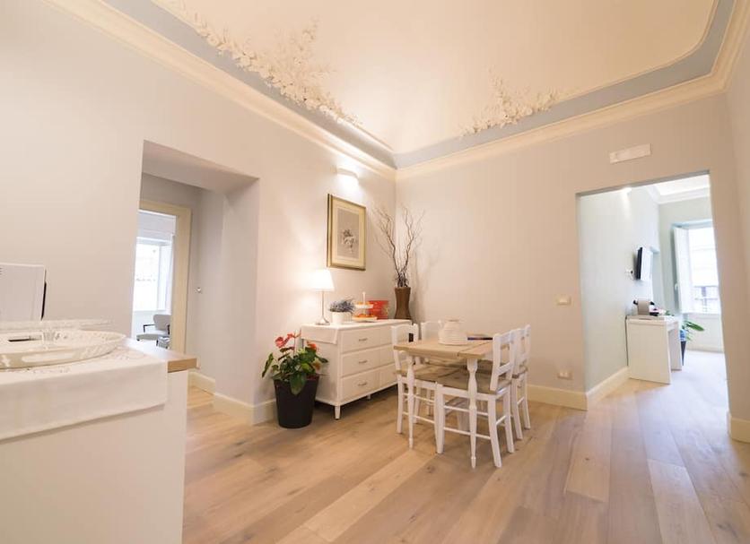Dining room Photo