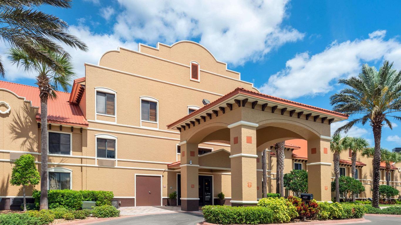 Clarion Inn Ormond Beach at Destination Daytona