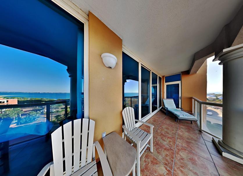 Balcony Photo