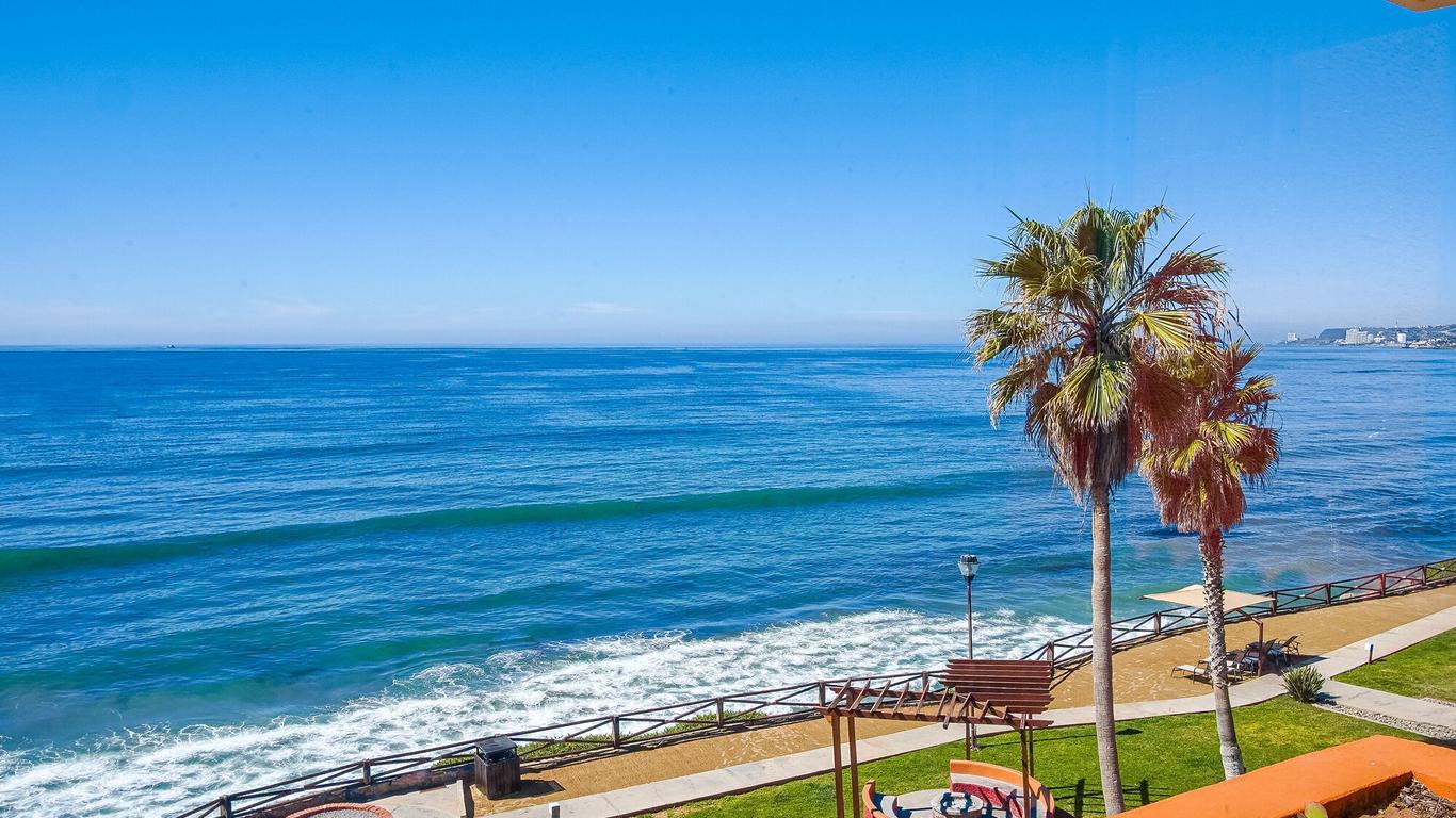 Puerto Nuevo Baja Hotel & Villas