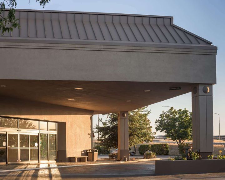 Ramada By Wyndham Boise 75 Boise Hotel Deals Reviews - Kayak