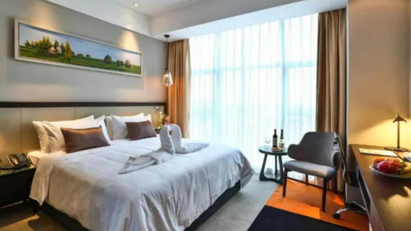 Ramada Encore by Wyndham Guanghan