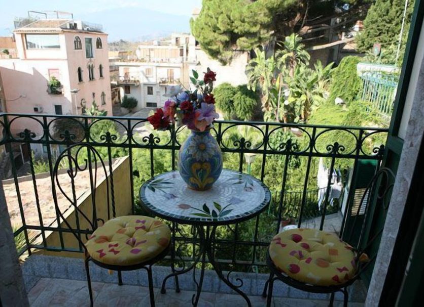 Balcony Photo