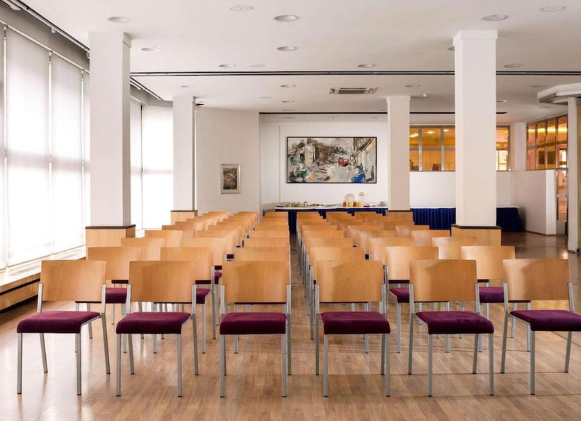Conference room Photo