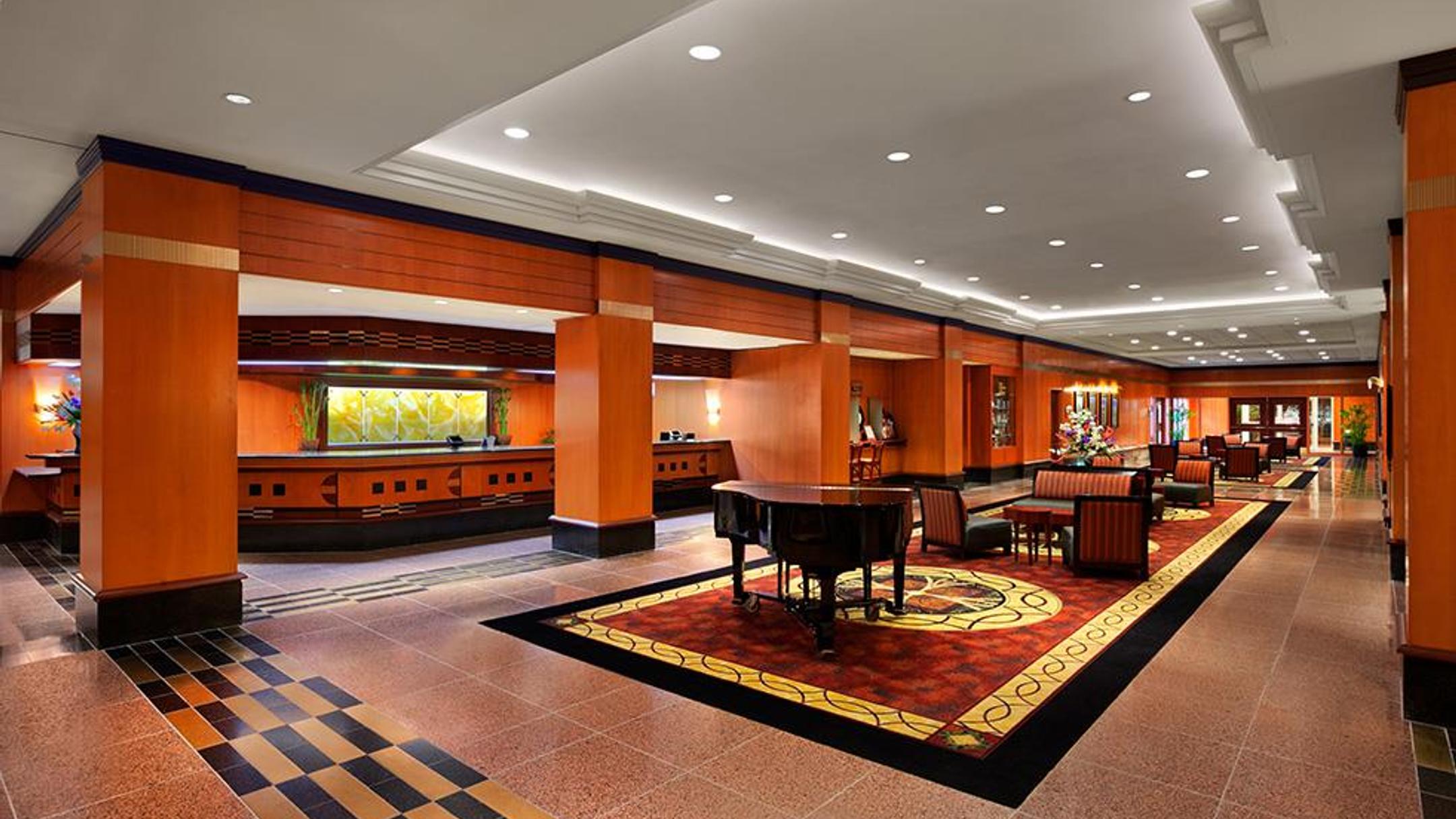 ParADice Hotel and Casino from 106. East Peoria Hotel Deals