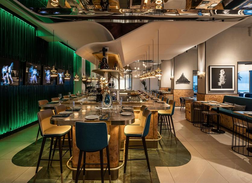 Restaurant Photo