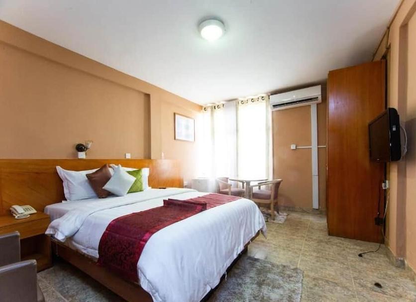 Bedroom Photo