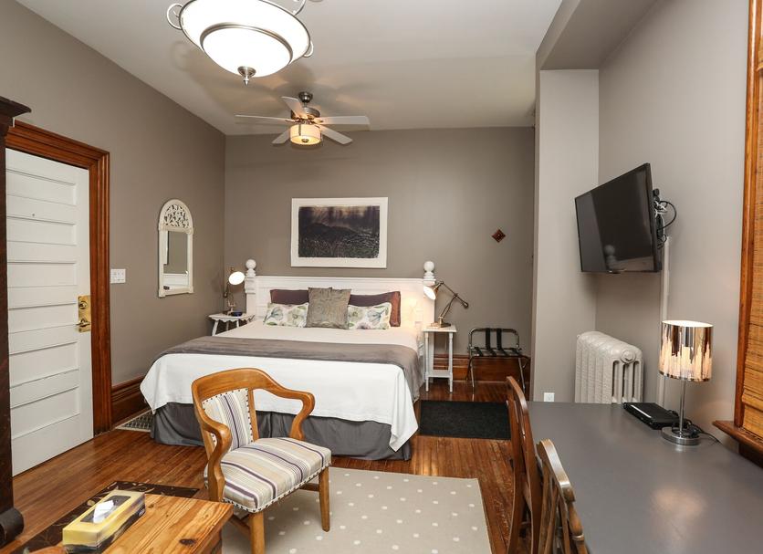 Bedroom Photo