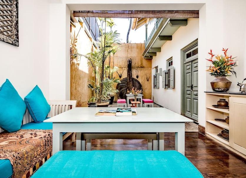 Dining room Photo