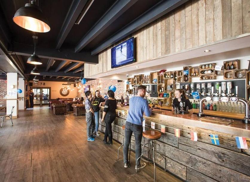 Bar Photo