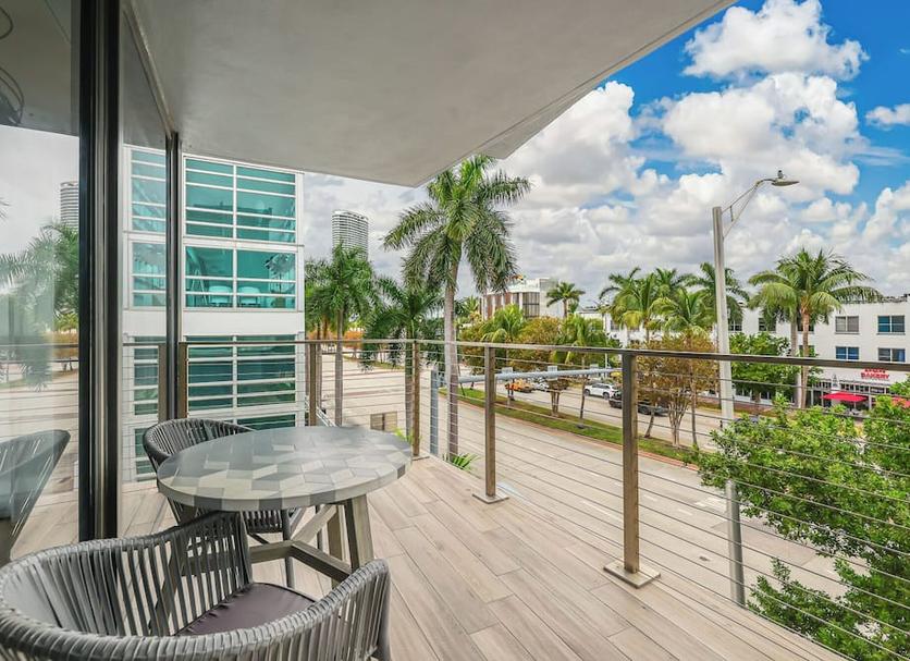 Balcony Photo