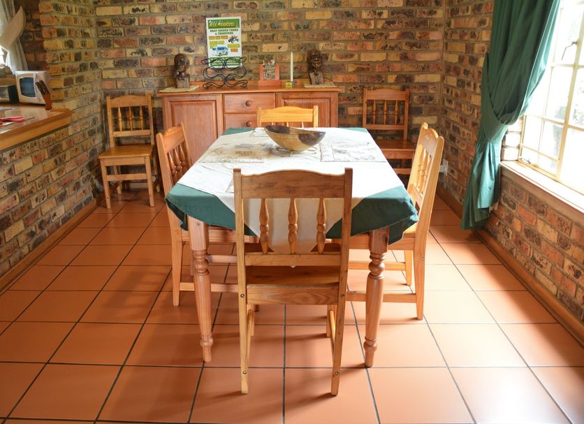 Dining room Photo