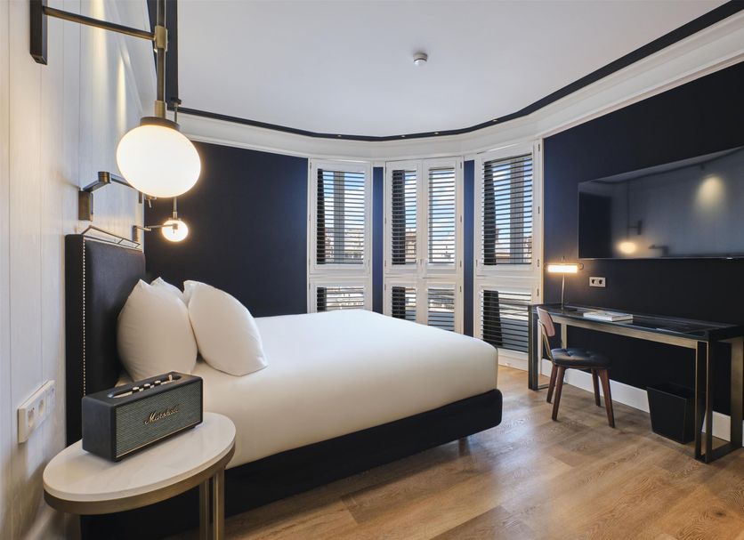 Bedroom Photo